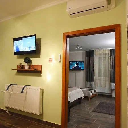 公寓 Bathory Apartman 埃格尔